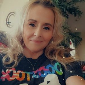 Meet your Posher, Kim